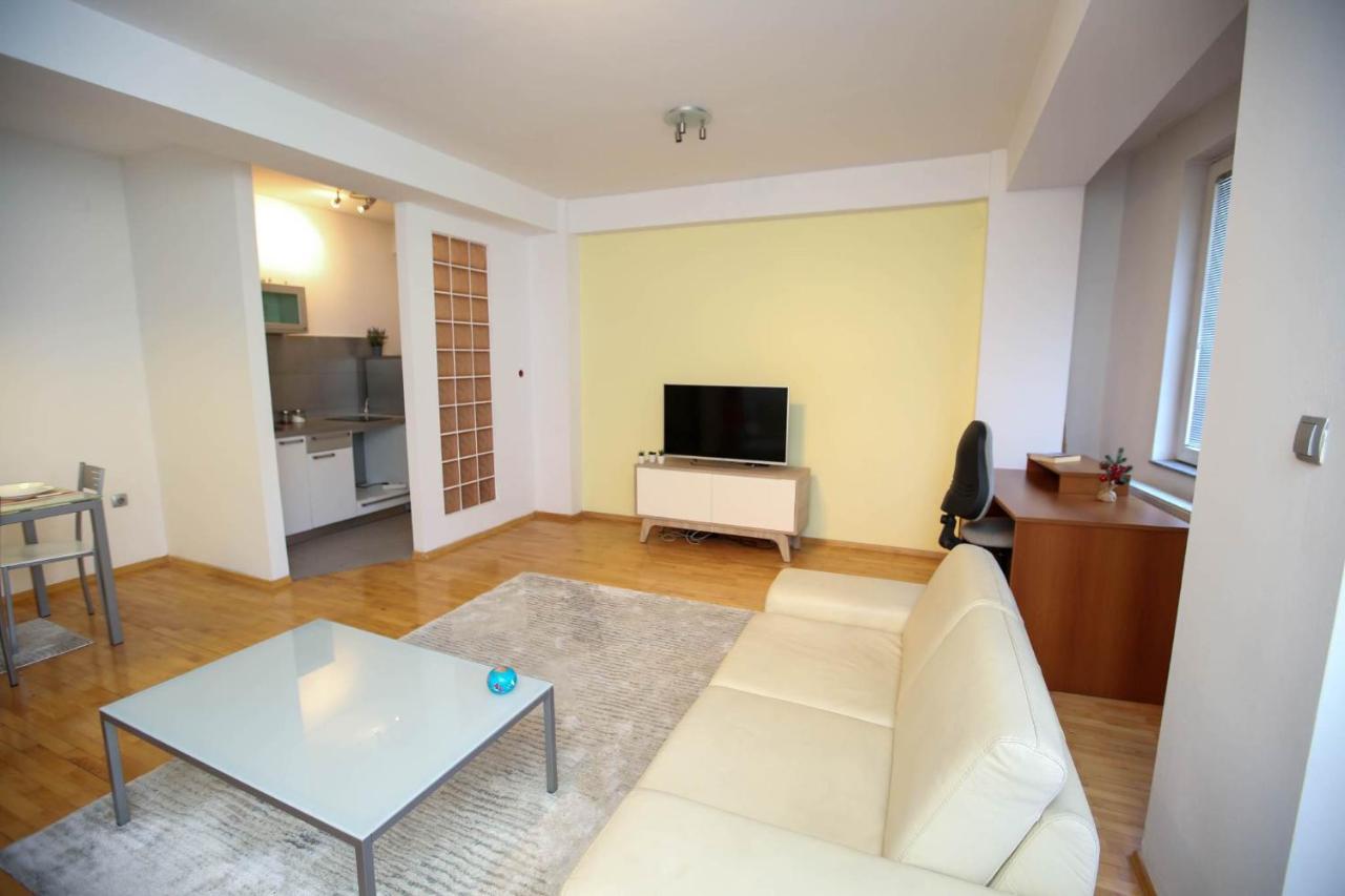 Milica Apartments 斯科普里 外观 照片